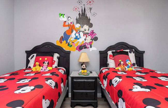 Chasing Adventures - Photo 12