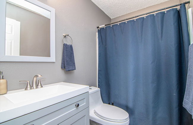 Midland Condo With Pool - Photo 3