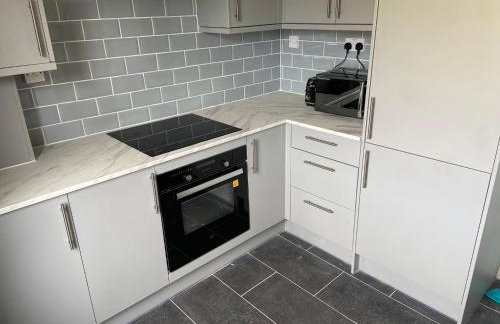 2 Bedroom Home Near Tube Station Easy London Access Peeams Abode - Foto 3