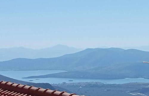 Breathe in Delphi - Spacious 3BR Apartment with View - Foto 3