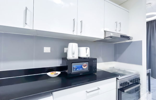 Spacious Studio With Balcony in AL Majan - Photo 4