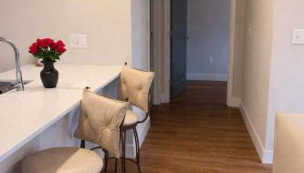 Modern Furnished 1-Bedroom in Suburban Area - Foto 1