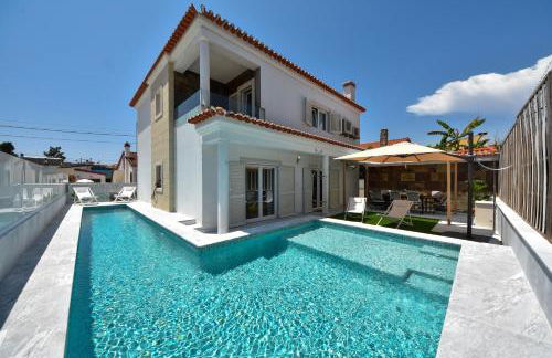 Aroeira villa with heated pool by Golf course, Beach and Lisbon - Foto 1