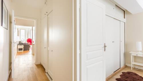 Saint Honore Louvre with AC - Foto 4, wardrobe