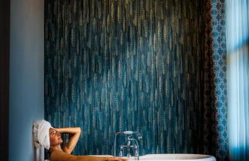 Tranquil Victorian Villa with Hot Tub & Sauna - Foto 15