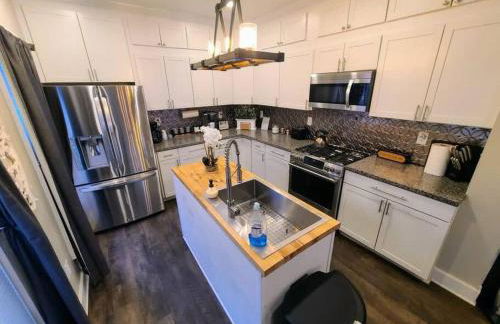 Downtown Kzoo with 3rd Floor Arcade Room - Foto 17