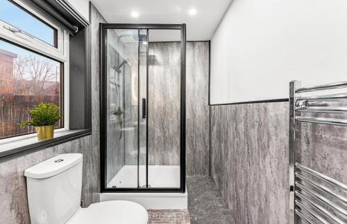 Designer 4 Bed House in Leeds - Sleeps 13 - Foto 33