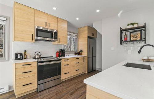 3BR, Lakeview, Hot Tub, Nintendo Switch - Deer Haven Poconos Retreat - Foto 19