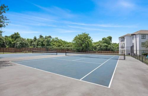 Prime Location, 2 mins to Airport, 5 mins to Dwntn - Foto 70