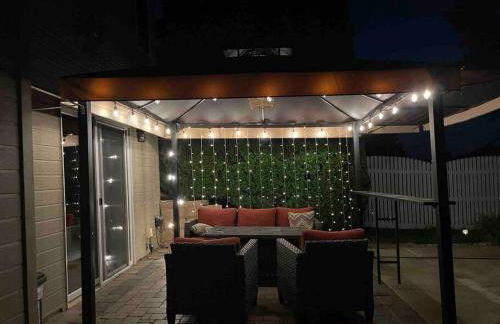 Spacious Pool House with tons of amenities! - Foto 26