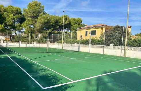 Villa Tesoro, Port Adriano, Sunny South West, Close to Beach, Large Pool, Tennis Court - Foto 9