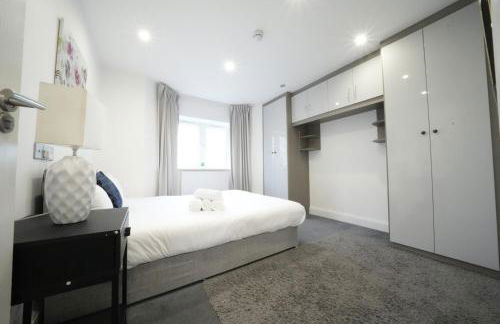 HEATHROW AIRPORT apartments-FREE parking-Free underground to and from Heathrow-30 min central London - Foto 77