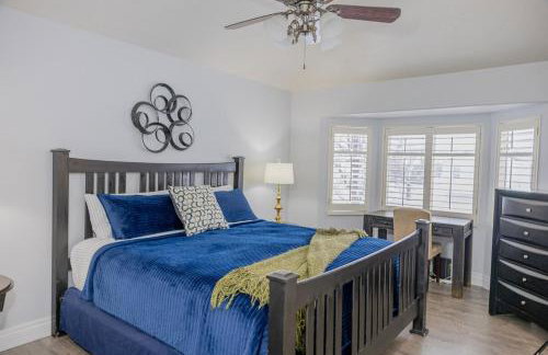 Farmington Gem 6BR Hot Cold Tub Sleeps 15 - Foto 29