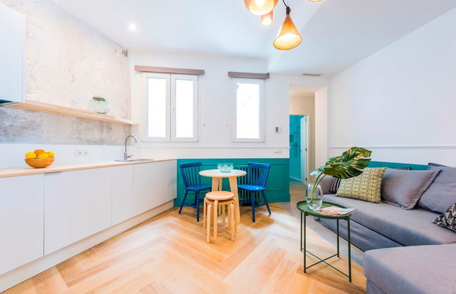 Be Mate Gran Vía Suites - Photo 59