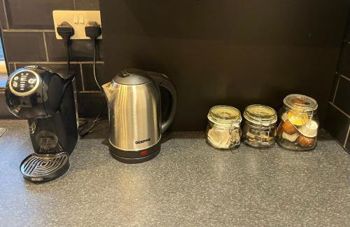 Comfortable 2 bedroom, 1 bathroom, West London flat - Foto 11