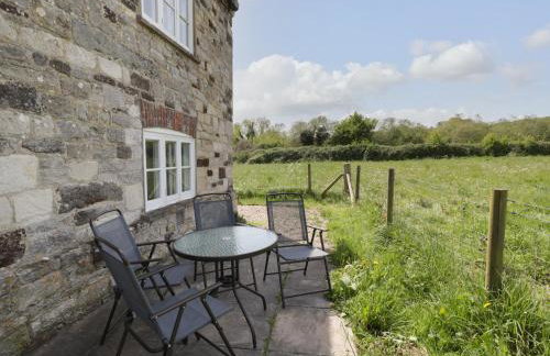 2 Court Farm - Photo 25