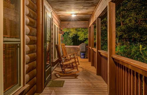 Luxury Cabin 45 Min to Asheville Hot Tub & Fire pit - Foto 43