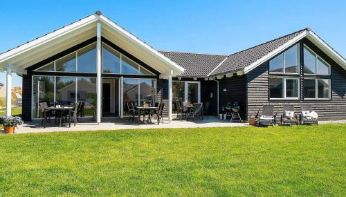 16 person holiday home in Hasselberg - Foto 1