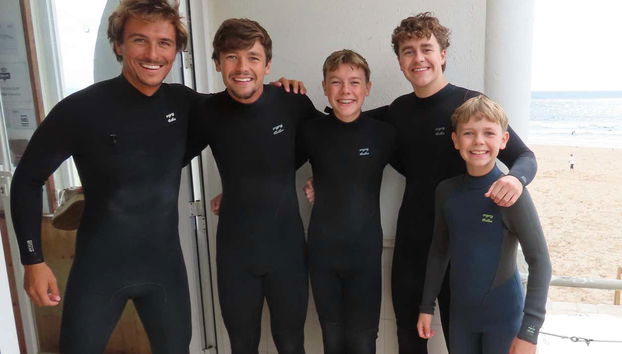 Carcavelos Beach Surf Lesson - Photo 3