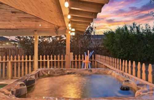 Pool Hot-Tub - 4 BR Luxury Home in Friendswood - Foto 38