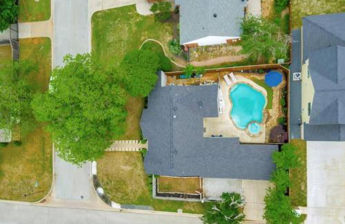 Grapevine Oasis, with Pool - Foto 14