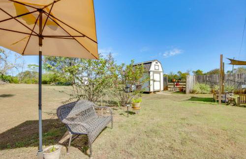 Fire Pit and Patios Peaceful Alto Getaway! - Foto 30