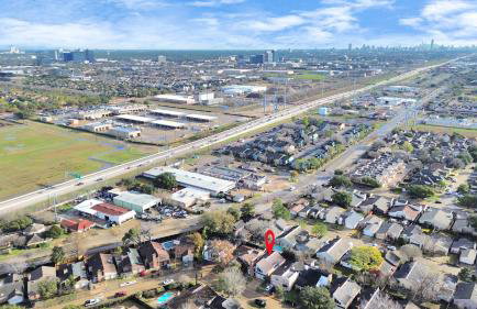 AccessibleGem 3BR Jacuzzi & Air Hockey Sleeps 13 Chinatown - Foto 64