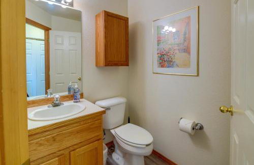 Resort-Style Klamath Falls Home, Golf Course View! - Foto 20