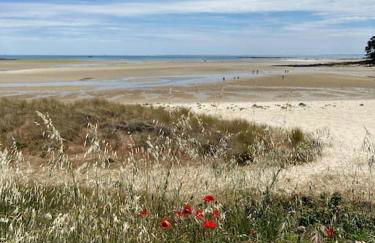 TY REFUGE 2 à 4 vacanciers Terrasse Plages et Commerces à pied Parking - Foto 29
