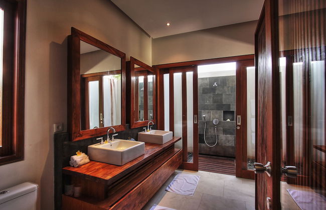 Nusa Indah Villa - Foto 14