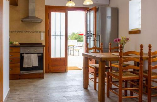 House with swimming pool and amazing sea and mountain views in Montgó, Denia - Photo 16