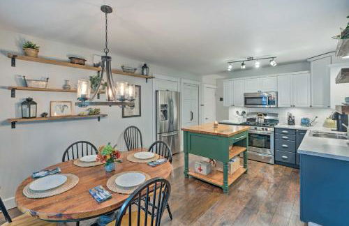 Airy Cottage Close to Rock Lake with Fire Pit! - Foto 8