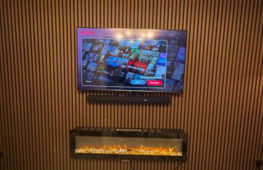 Timeless Spacious 1bedroom Duplex apartment with balcony in Shoreditch - Foto 13