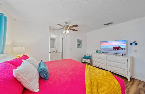 Poolside Paradise: Game room, Pickle ball & Pool - Foto 44