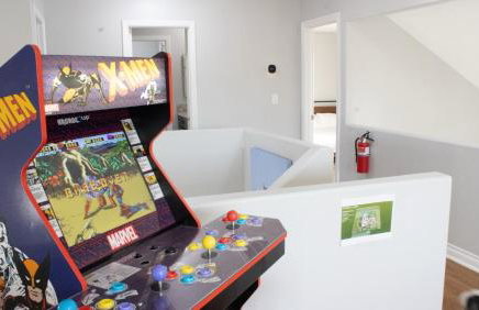 Heated Salt Pool, BBQ, Movie Projector, Stereo, Billiards Table, Arcade Game, Darts - Stone Sanctuary NW at Childrens Memorial Park, Pool Heat Optional - Foto 31