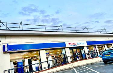 Cosy Lincoln Home Sleeps 6 with Parking - Foto 32