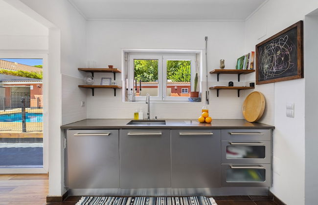 Poolside Paradise: Your Dream Retreat In Cascais W/ S-Pool, Gym And Parking - Foto 10