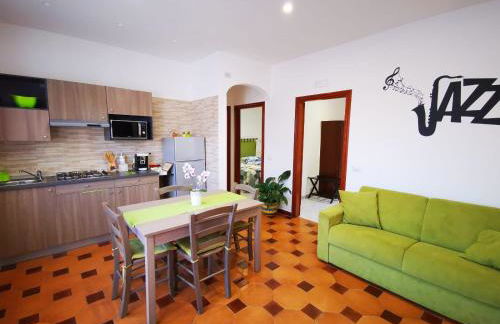 Jazz & Blues Apartments near " Sentiero degli Dei " - Foto 3