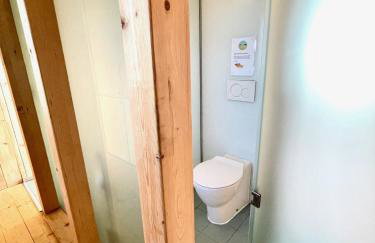 Lushna 10 Classic Suite at Lee Wick Farm Cottages & Glamping - Foto 8