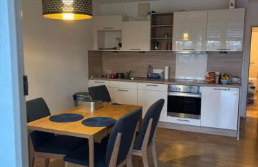 55 m2 Sunny Westend Flat - Photo 1