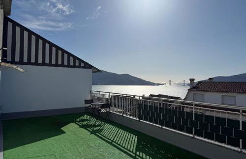 Casa VOL - Piso 2 Terraza con vistas a la Ría, Camino Portugués - Foto 13