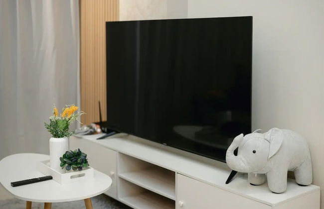 Cozy Skyline Retreat Trion KL - Level 63 - Foto 17