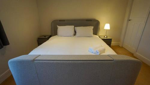 Stunning 7-Bed Home in Lichfield - Foto 4