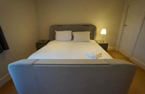 Stunning 7-Bed Home in Lichfield - Foto 4