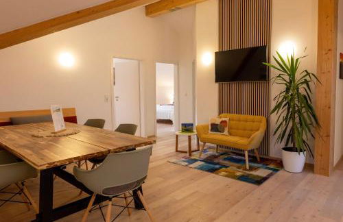 Gaul Lodge - für bis zu 8 Gäste, inkl Königscard, 4 Schlafzimmer, 2 Bäder, große Küche, gratis Parken & WLAN, Self Check-in - Foto 3