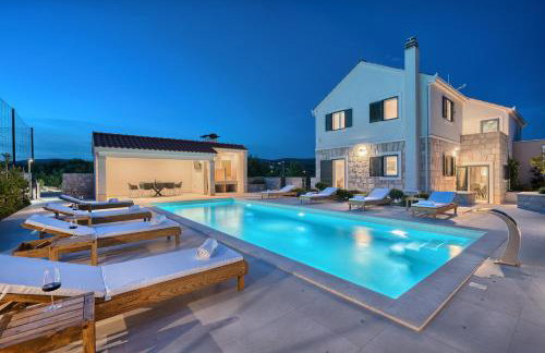 Villa Lovorika - Padel, Cageball, Basketball & Heated Pool - Foto 58