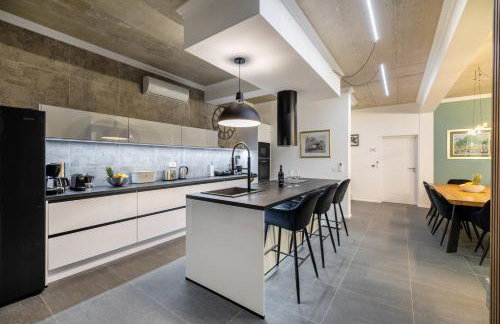 Family Oasis Belladonna - Photo 22