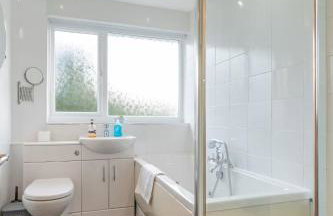 Pass the Keys 3-Bedroom Home in Chelmsford Sleeps 7 - Foto 32