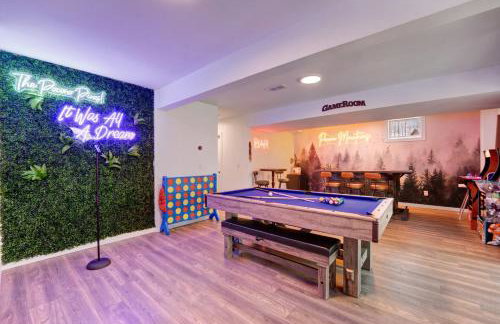 Chalet with Hot Tub, Game, Movie Room, Lake and Pool Access - Foto 35