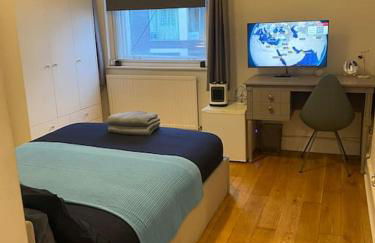 2 Bedroom Flat in Camberwell Green - Central Location with excellent connections to tourist attractions and main London airports - Photo 20